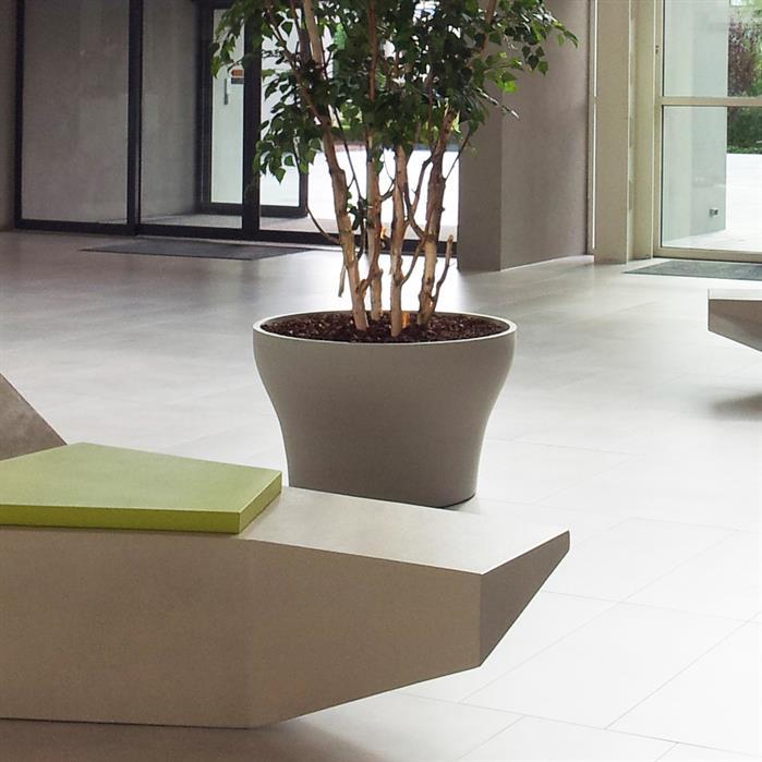 BS5 (op=op) - Polymeer beton,ADEZZ sale,Plantenbak RAL 7035,2350 x 600 mm