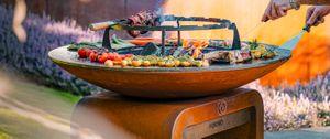 Barbecues and outdoor kitchens